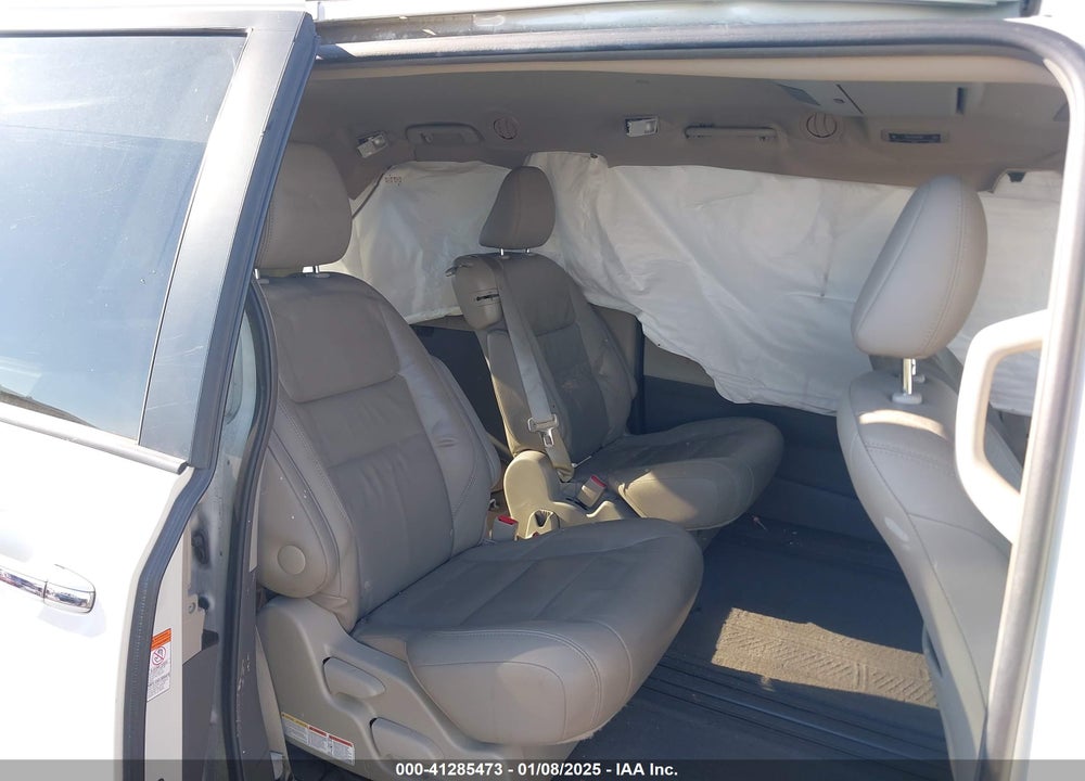 2016 TOYOTA SIENNA XLE PREMIUM 8 PASSENGER VIN: 5TDYK3DC9GS756291