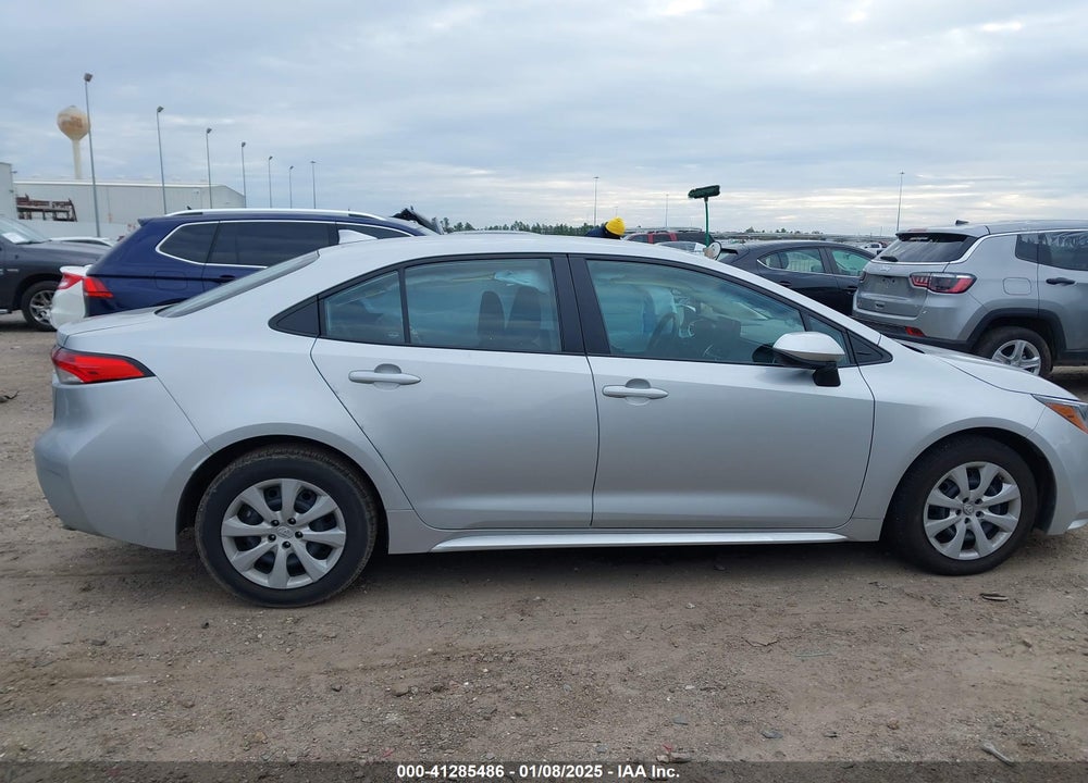 2024 TOYOTA COROLLA LE VIN: 5YFB4MDE6RP112685