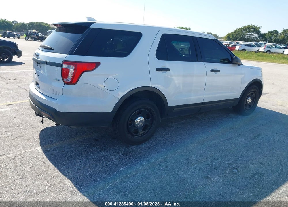 2017 FORD POLICE INTERCEPTOR VIN: 1FM5K8AR0HGA04205