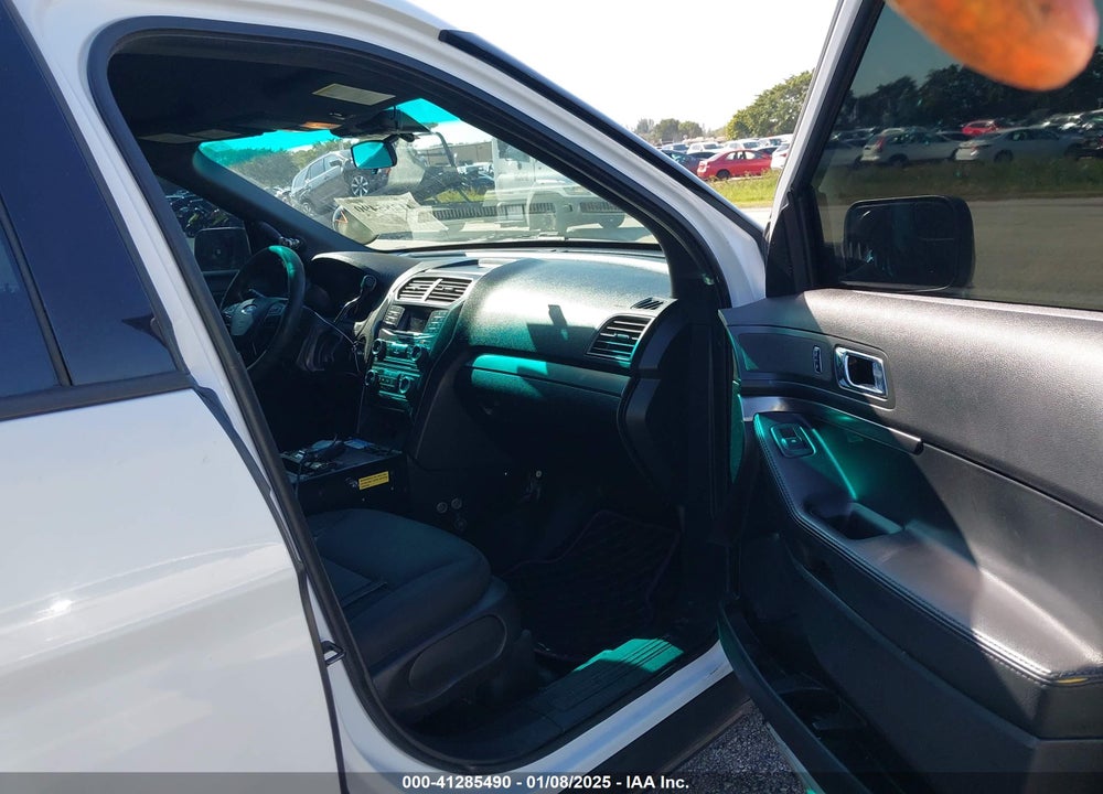 2017 FORD POLICE INTERCEPTOR VIN: 1FM5K8AR0HGA04205
