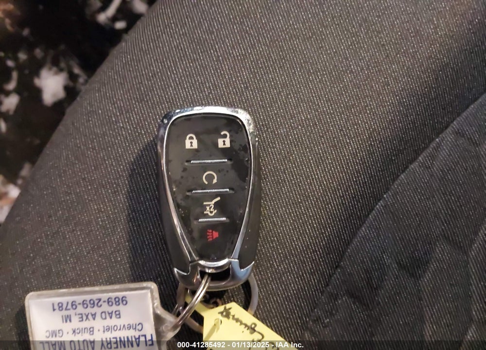 2018 CHEVROLET EQUINOX LT VIN: 2GNAXSEV6J6277669