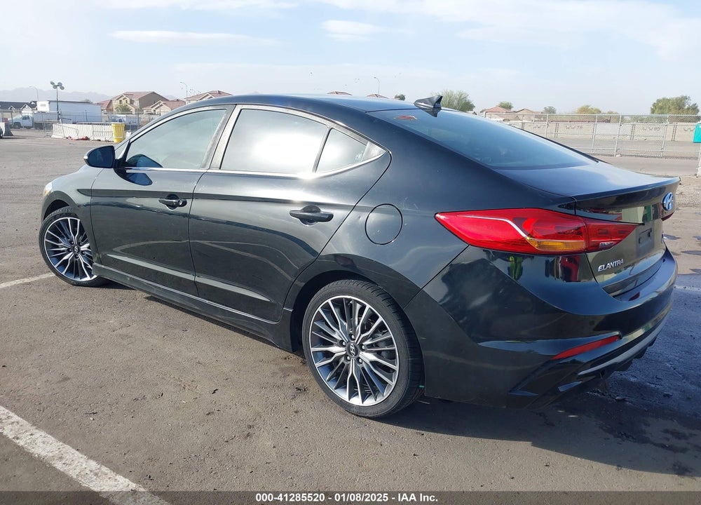 2017 HYUNDAI ELANTRA VIN: KMHD04LB2HU329188