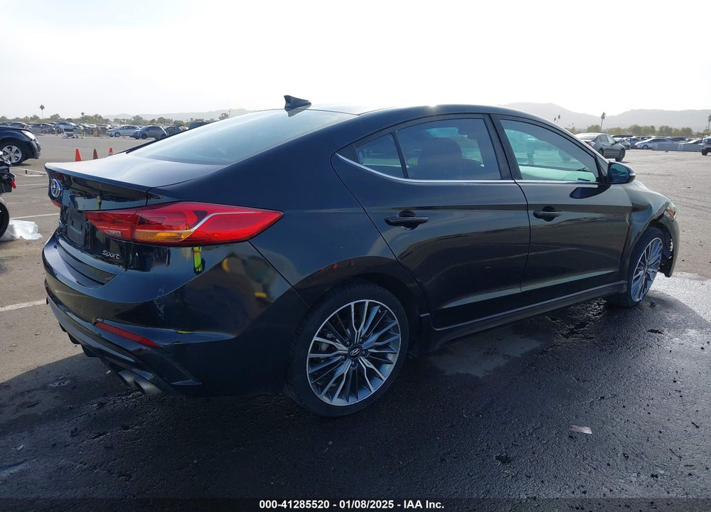 2017 HYUNDAI ELANTRA VIN: KMHD04LB2HU329188