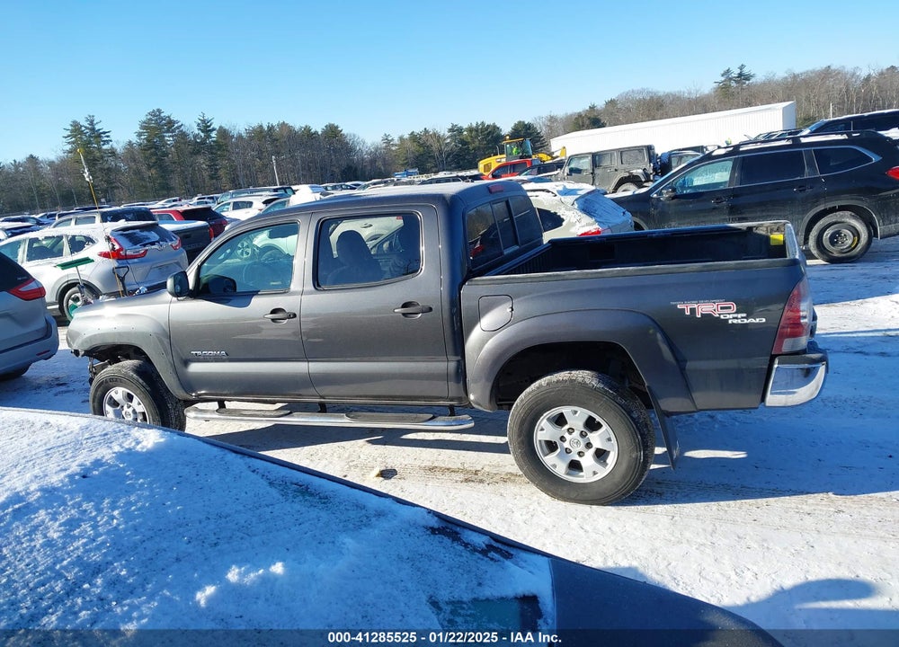 2011 TOYOTA TACOMA DOUBLE CAB VIN: 3TMLU4EN4BM077712
