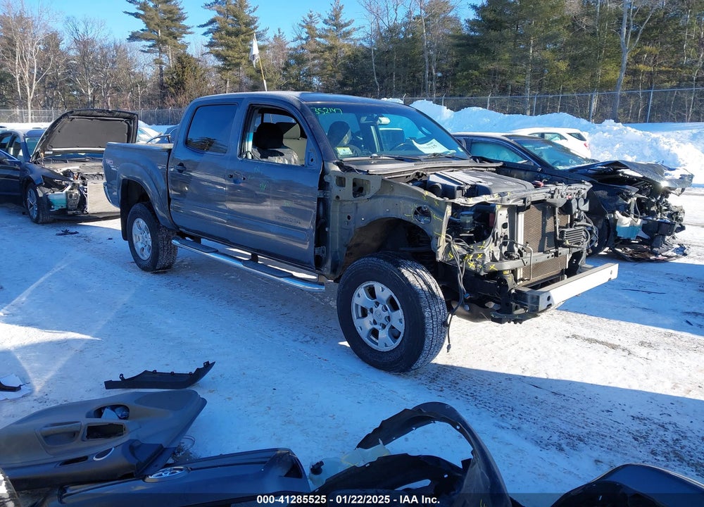 2011 TOYOTA TACOMA DOUBLE CAB VIN: 3TMLU4EN4BM077712