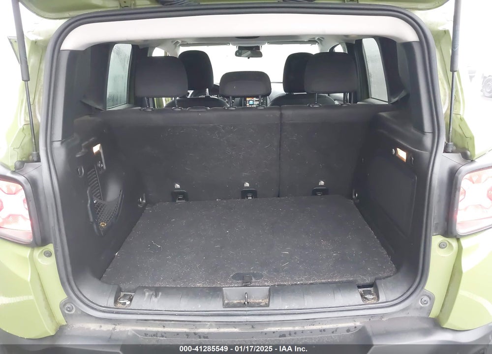 2016 JEEP RENEGADE LATITUDE VIN: ZACCJBBT6GPD56227