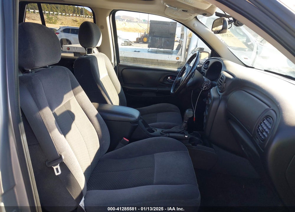 2007 CHEVROLET TRAILBLAZER LT VIN: 1GNDT13S572309819