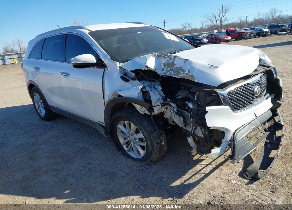 2018 KIA SORENTO 3.3L LX VIN: 5XYPGDA53JG408726