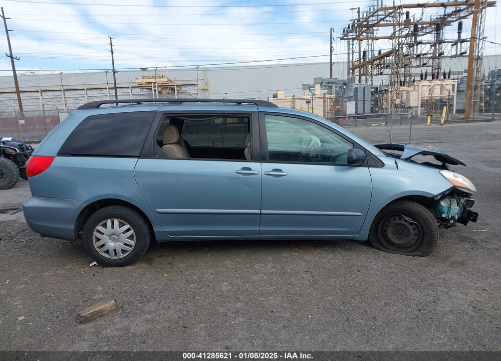 2009 TOYOTA SIENNA VIN: 5TDZK23C79S260537