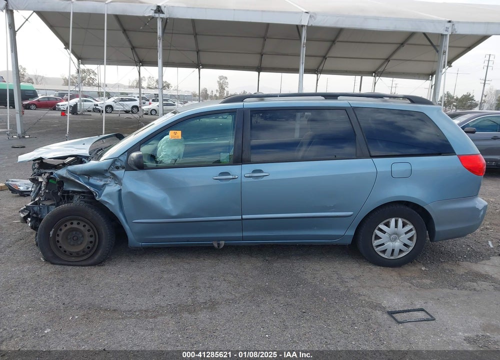 2009 TOYOTA SIENNA VIN: 5TDZK23C79S260537