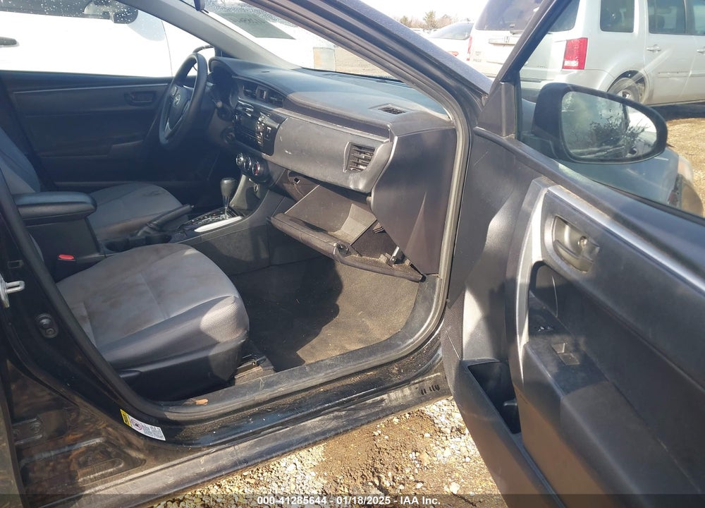 2015 TOYOTA COROLLA L VIN: 5YFBURHE3FP263499