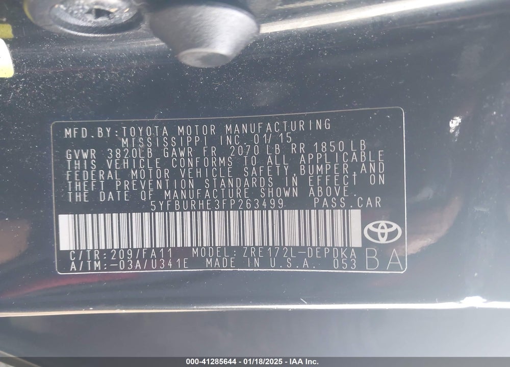 2015 TOYOTA COROLLA L VIN: 5YFBURHE3FP263499
