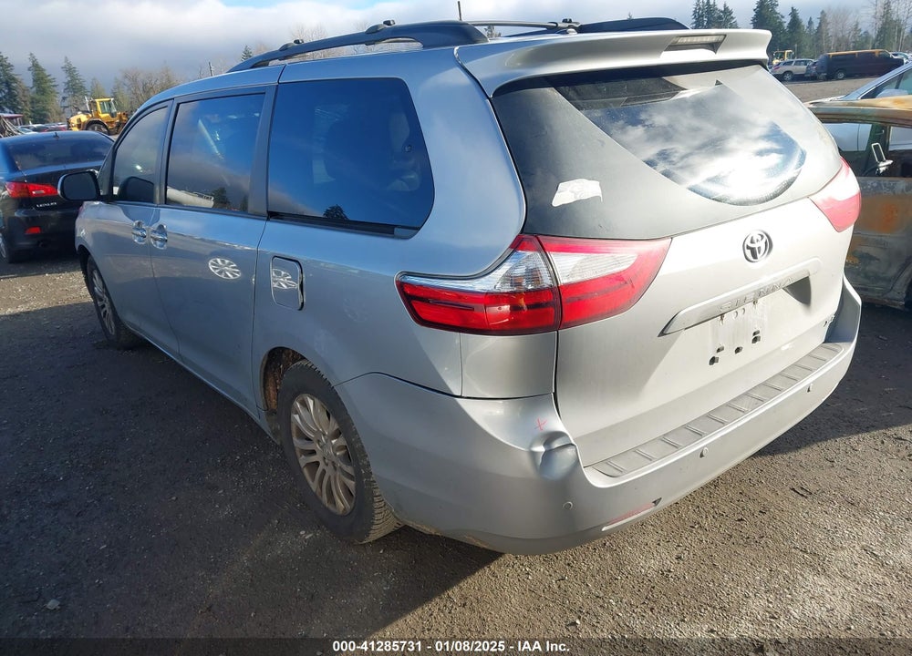 2016 TOYOTA SIENNA XLE LIMITED VIN: 5TDYK3DC7GS727503