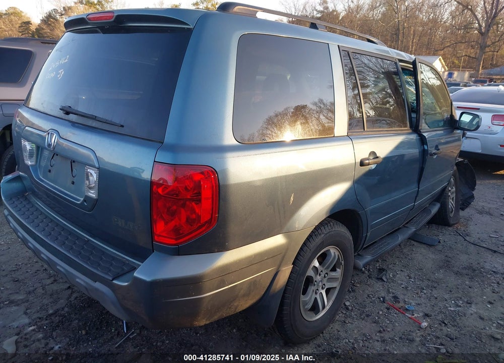 2005 HONDA PILOT EX-L VIN: 2HKYF185X5H533653