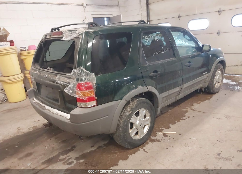 2002 FORD ESCAPE XLT VIN: 1FMCU04112KA93697