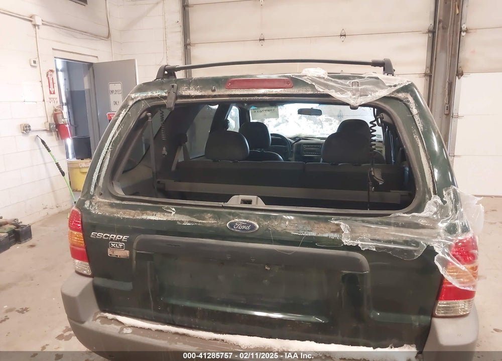 2002 FORD ESCAPE XLT VIN: 1FMCU04112KA93697