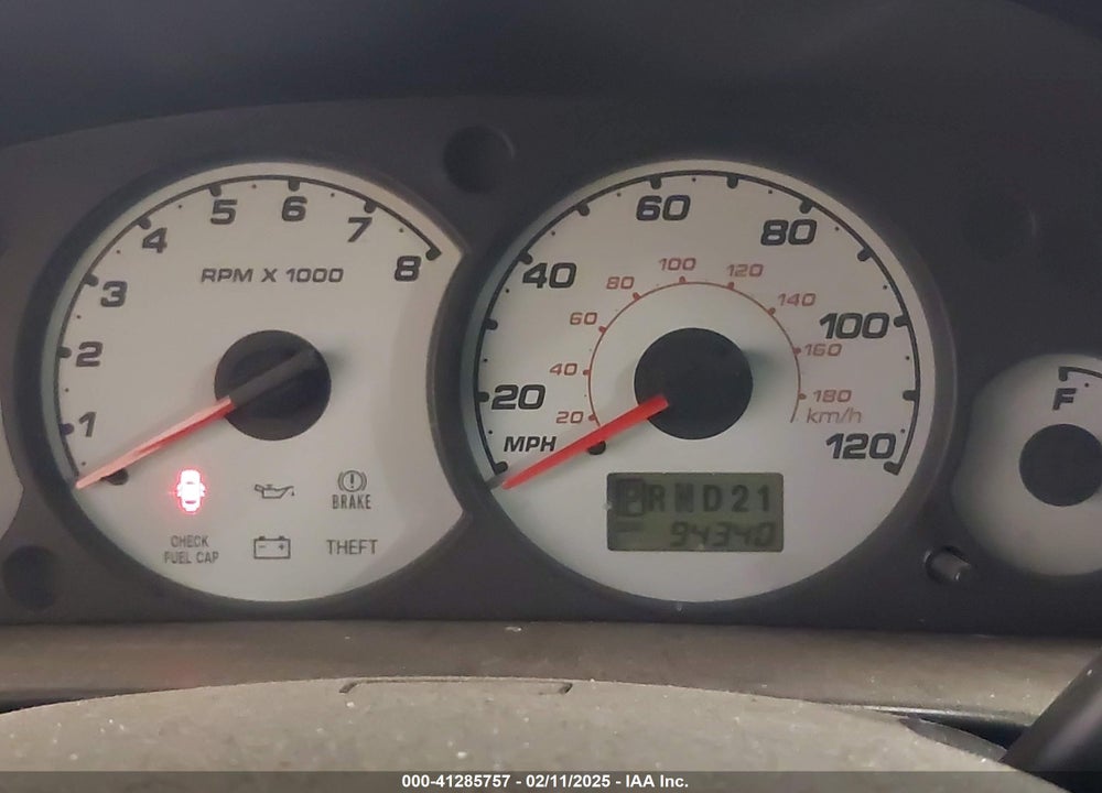2002 FORD ESCAPE XLT VIN: 1FMCU04112KA93697