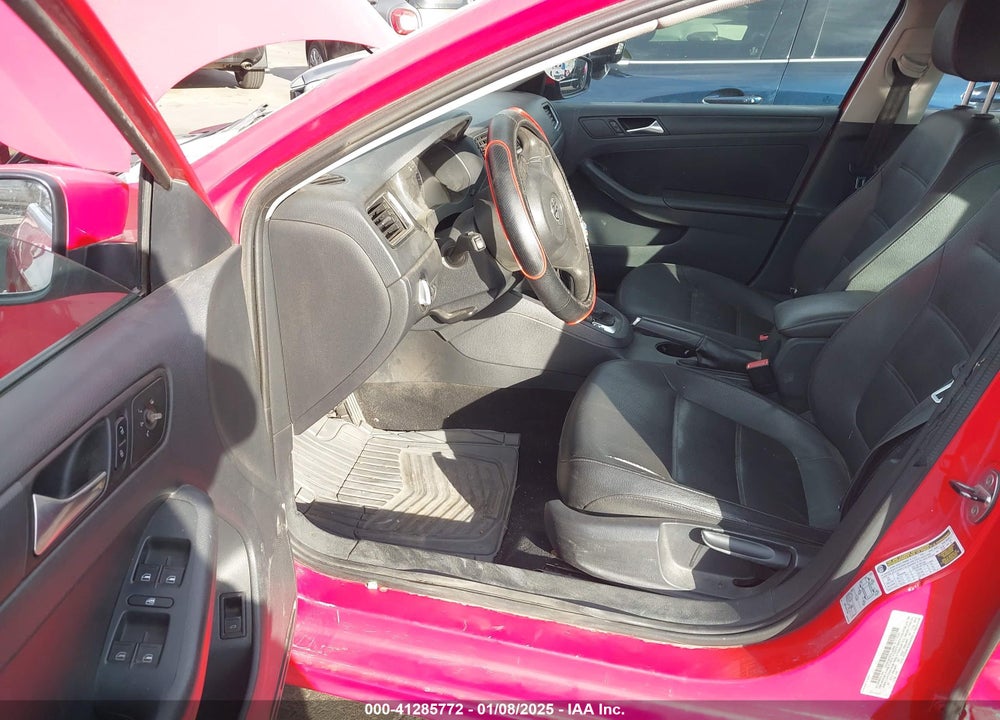 2012 VOLKSWAGEN JETTA 2.5L SE VIN: 3VWDP7AJ5CM030025