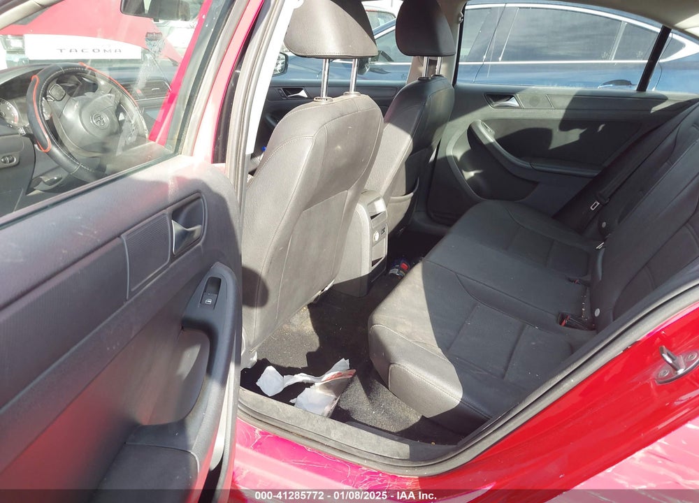 2012 VOLKSWAGEN JETTA 2.5L SE VIN: 3VWDP7AJ5CM030025