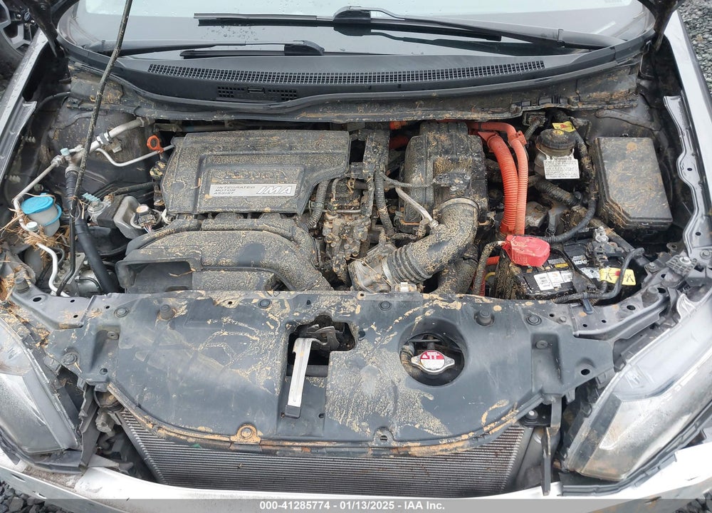2015 HONDA CIVIC HYBRID VIN: 19XFB4F27FE000520