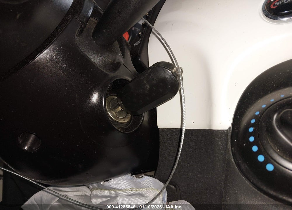 2013 FIAT 500 POP VIN: 3C3CFFAR3DT567859
