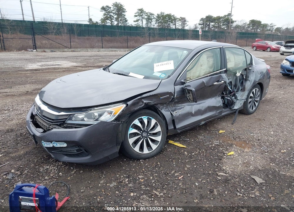 2017 HONDA ACCORD HYBRID VIN: JHMCR6F37HC020374
