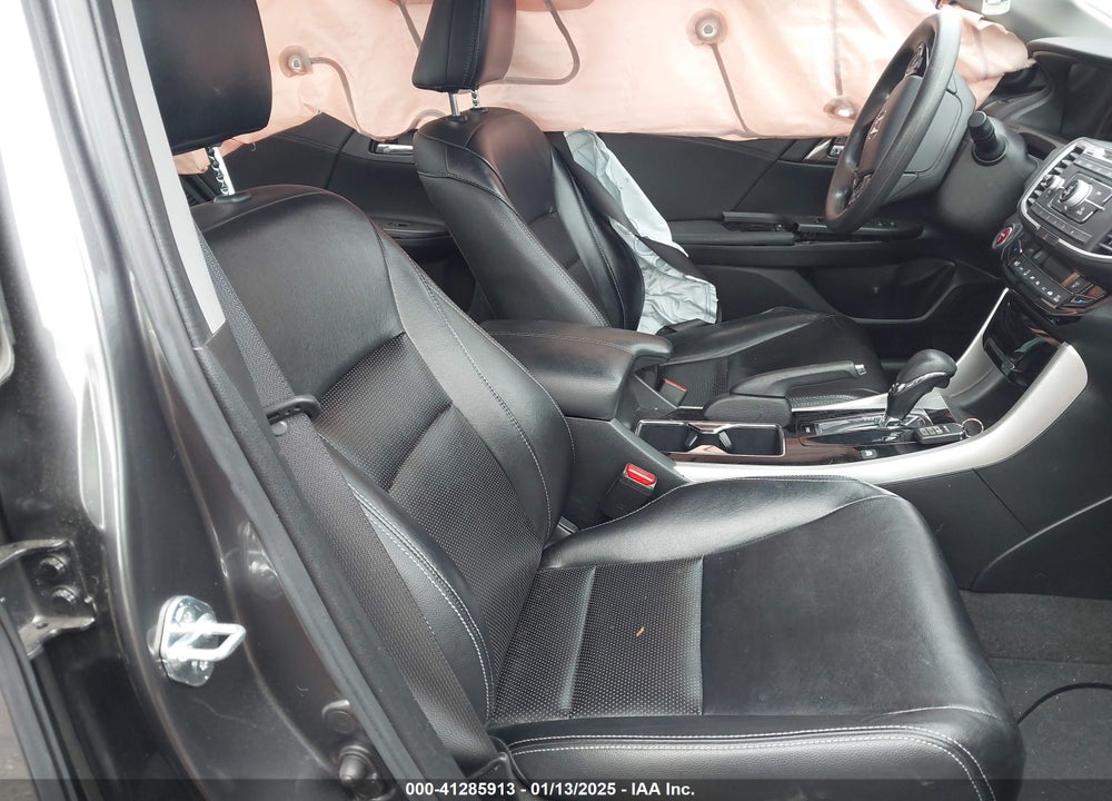 2017 HONDA ACCORD HYBRID VIN: JHMCR6F37HC020374