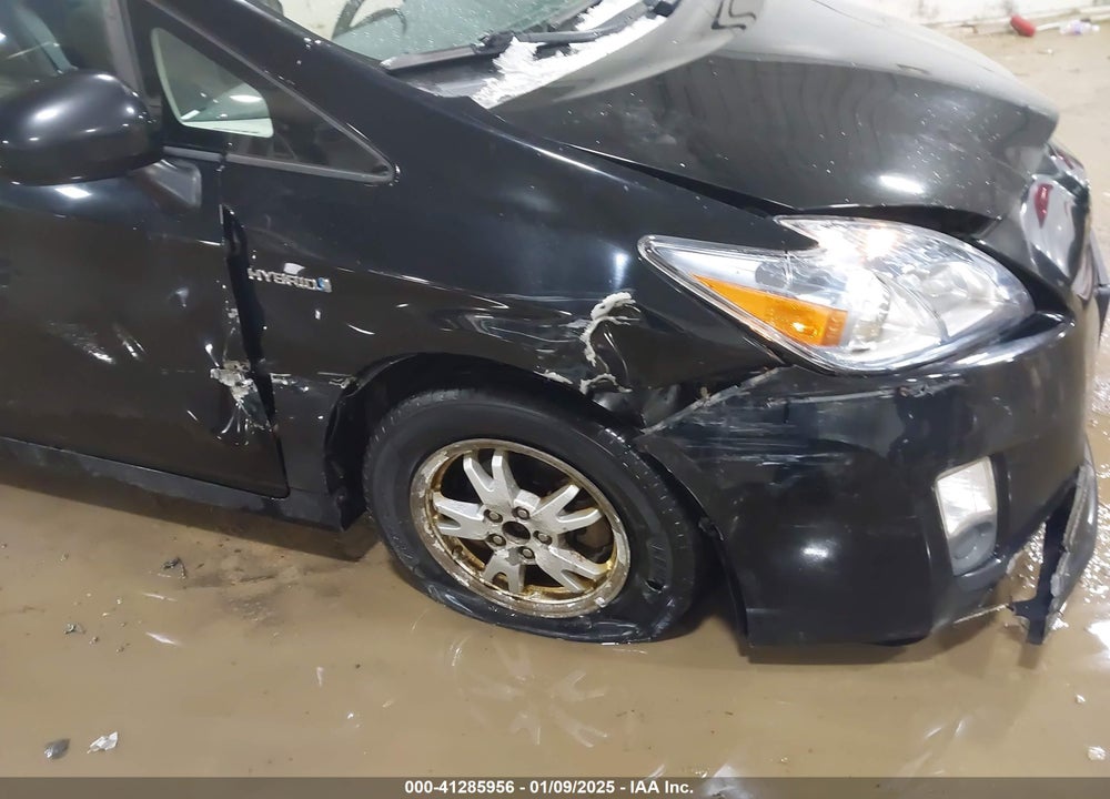 2010 TOYOTA PRIUS III VIN: JTDKN3DU4A0136853