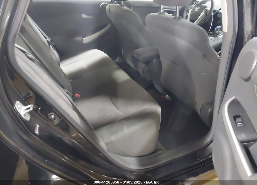 2010 TOYOTA PRIUS III VIN: JTDKN3DU4A0136853