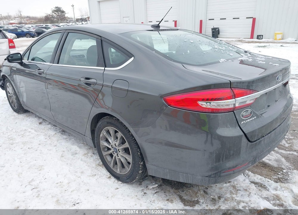 2017 FORD FUSION VIN: 3FA6P0HD7HR412589