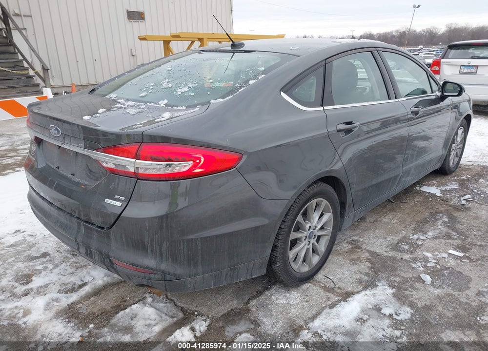 2017 FORD FUSION VIN: 3FA6P0HD7HR412589