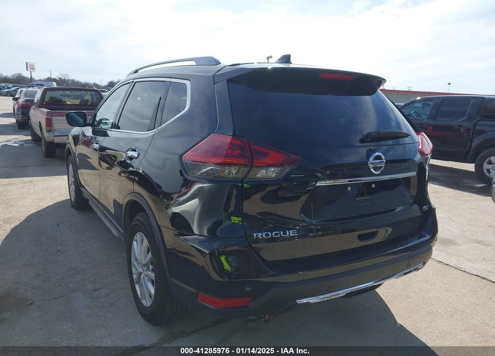 2020 NISSAN ROGUE SV FWD VIN: 5N1AT2MT4LC785892