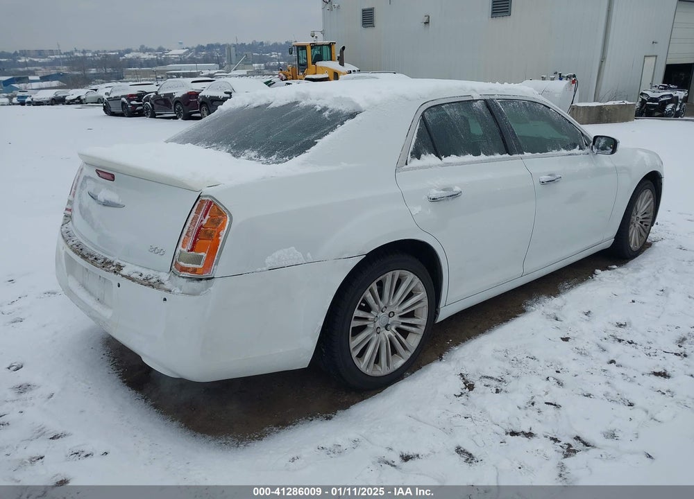 2011 CHRYSLER 300 LIMITED VIN: 2C3CA5CG9BH584367