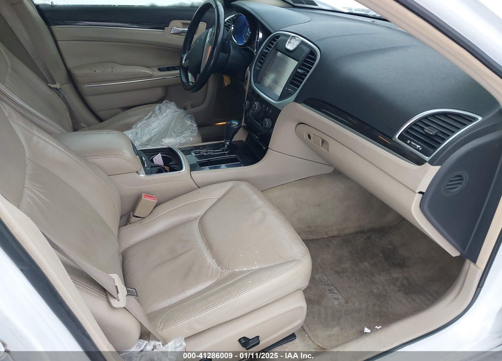 2011 CHRYSLER 300 LIMITED VIN: 2C3CA5CG9BH584367