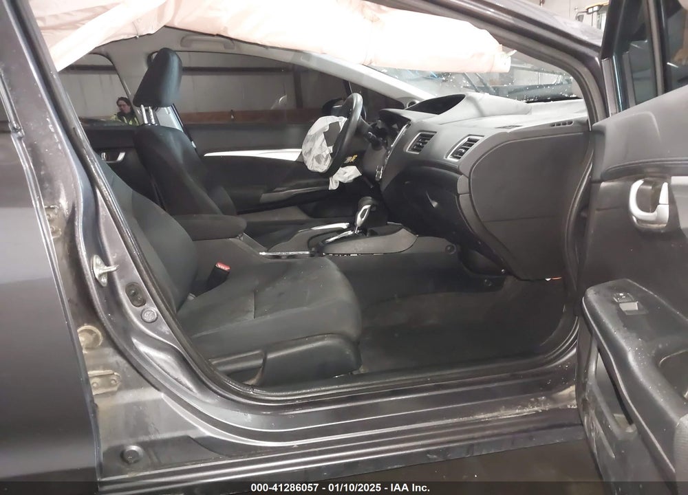 2015 HONDA CIVIC VIN: 19XFB2F85FE117943