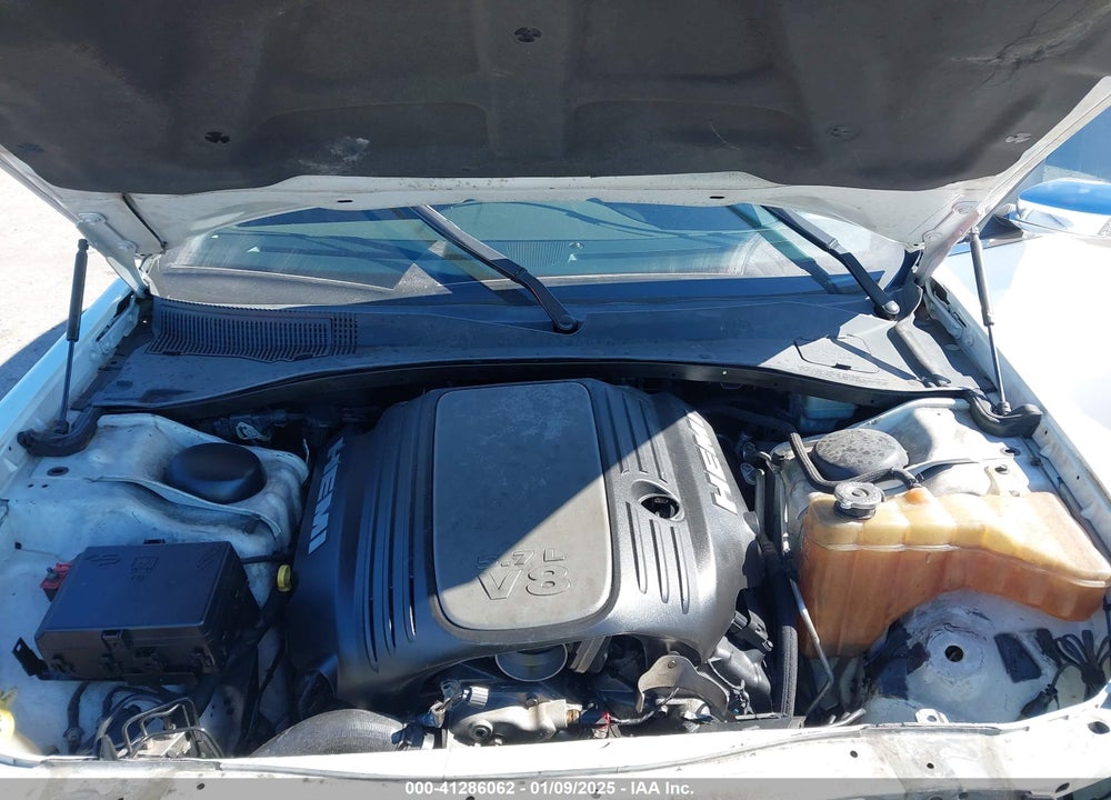 2012 CHRYSLER 300C VIN: 2C3CCAET2CH261096