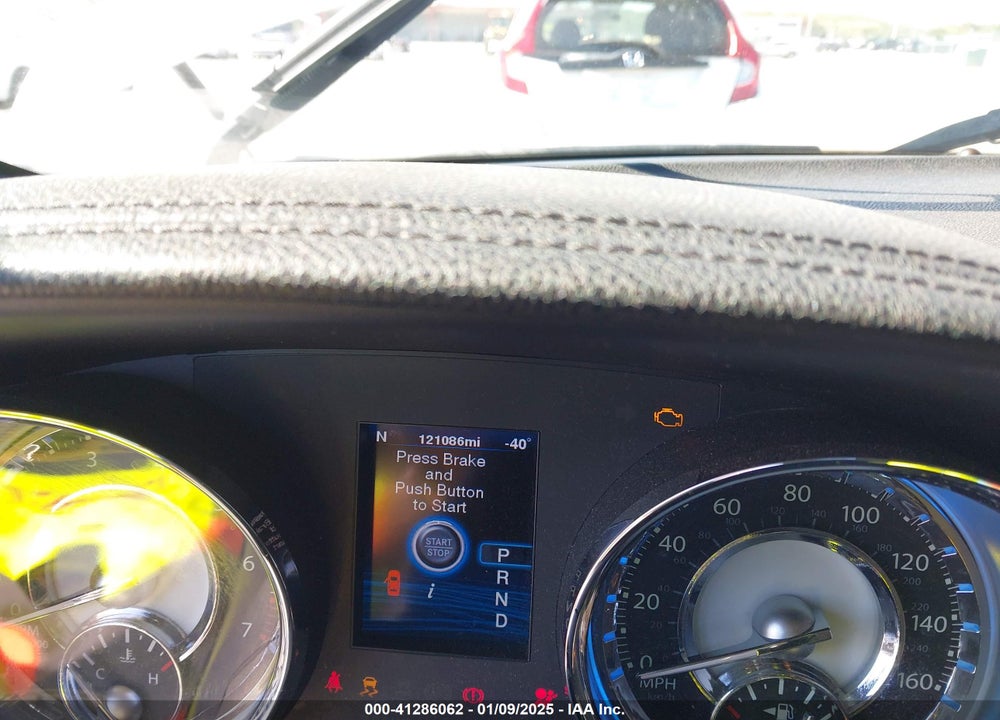 2012 CHRYSLER 300C VIN: 2C3CCAET2CH261096