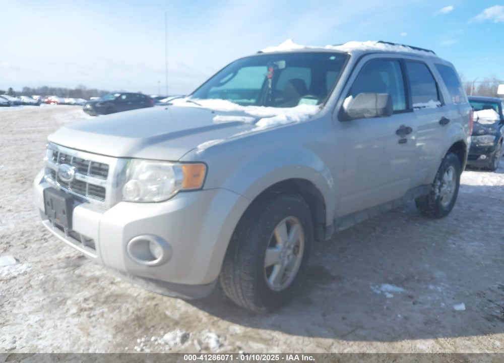 2009 FORD ESCAPE XLT VIN: 1FMCU03799KC85305