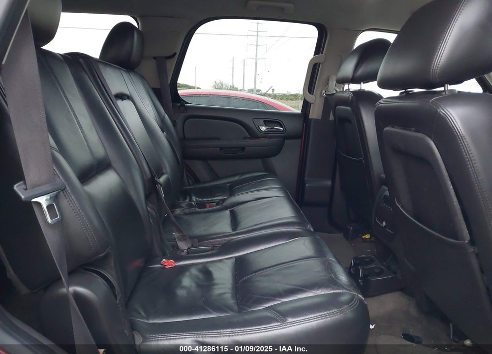 2011 CHEVROLET TAHOE LT VIN: 1GNSCBE07BR155039