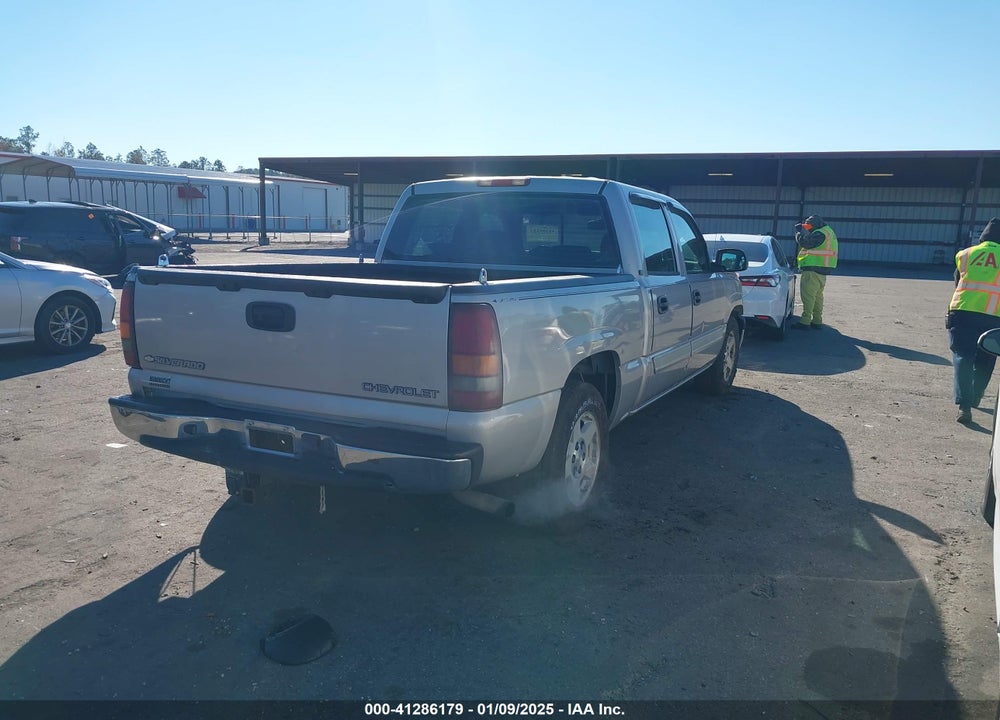 2005 CHEVROLET SILVERADO 1500 LS VIN: 2GCEC13T851114901