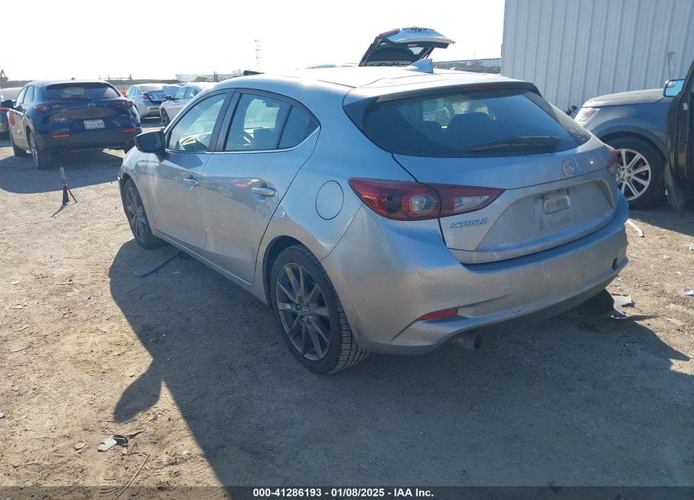2018 MAZDA MAZDA3 VIN: 3MZBN1M30JM275917