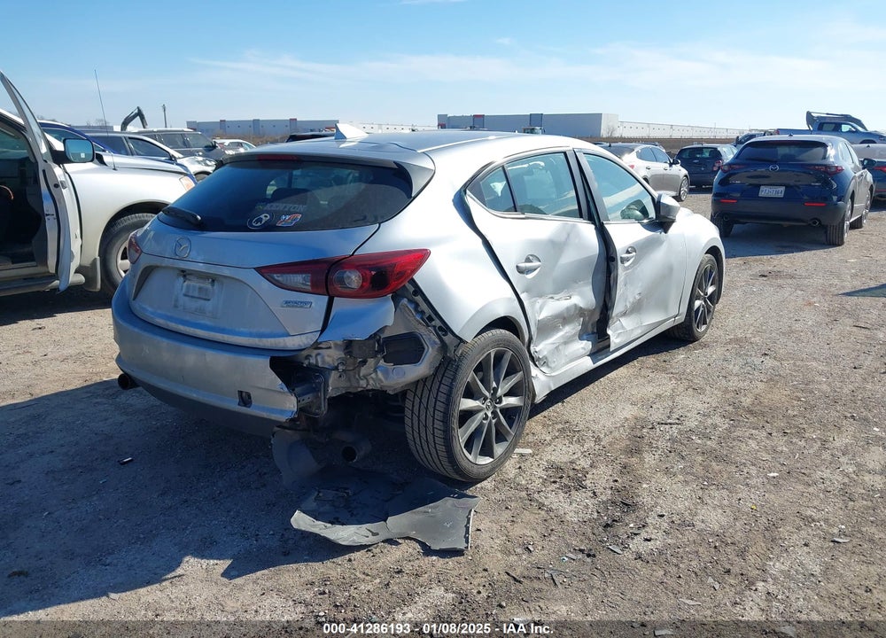 2018 MAZDA MAZDA3 VIN: 3MZBN1M30JM275917