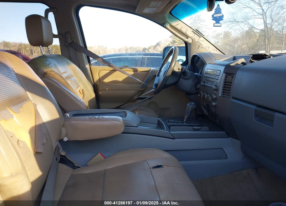2004 NISSAN PATHFINDER ARMADA SE VIN: 5N1AA08B04N706221
