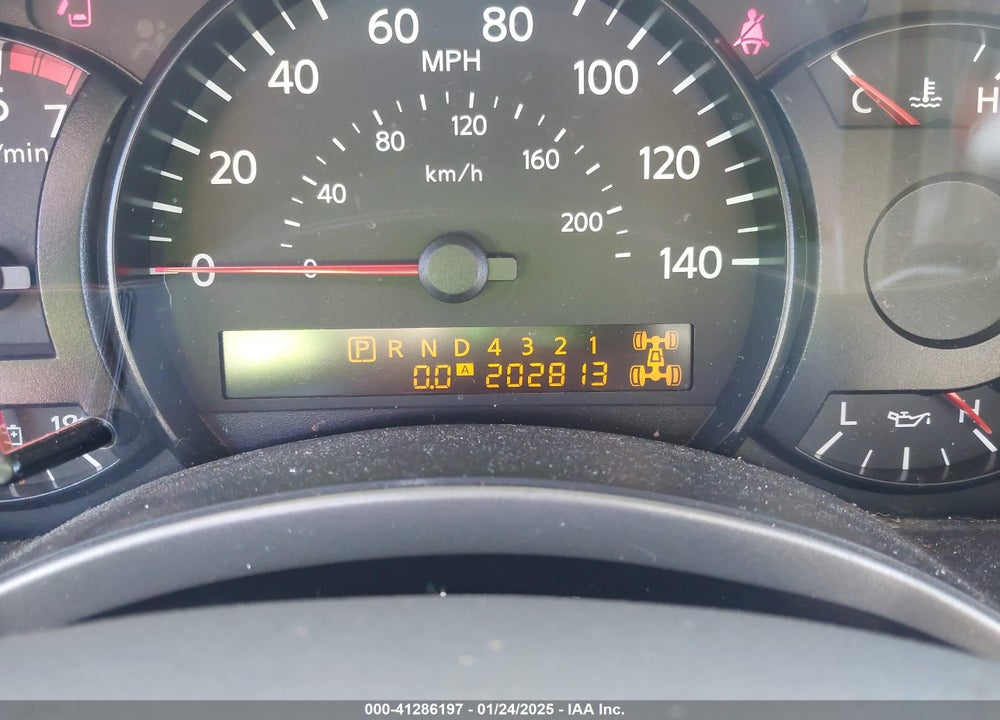 2004 NISSAN PATHFINDER ARMADA SE VIN: 5N1AA08B04N706221