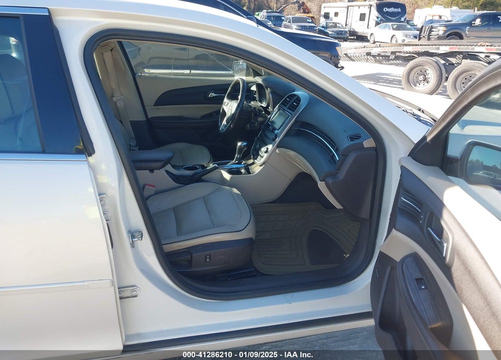 2014 CHEVROLET MALIBU VIN: 1G11G5SX8EF109388