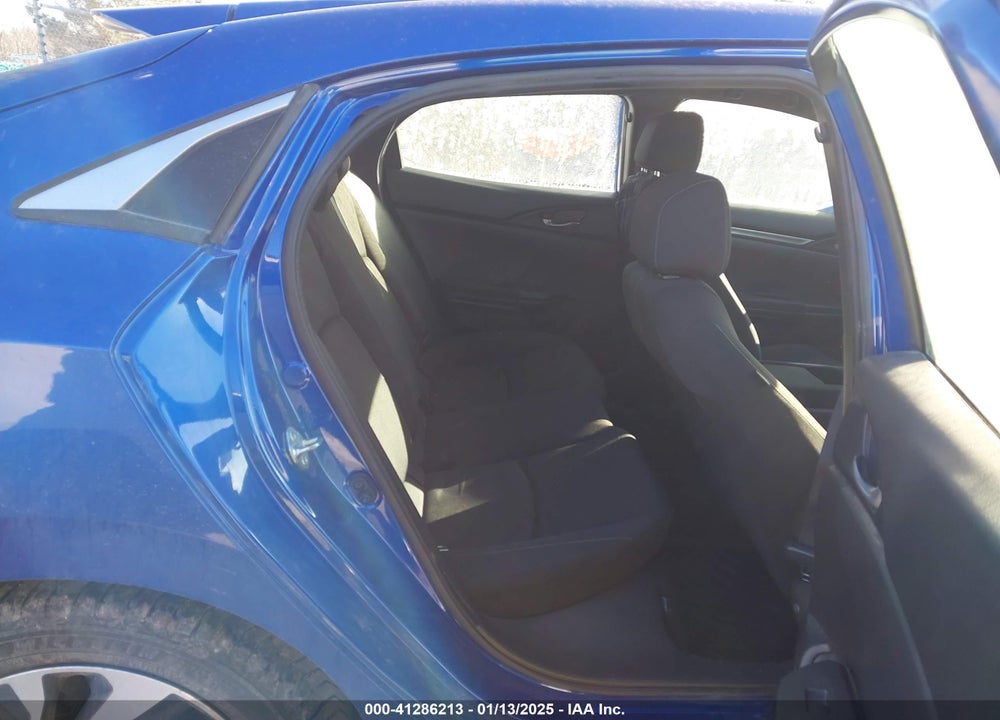 2019 HONDA CIVIC LX VIN: SHHFK7H35KU203416