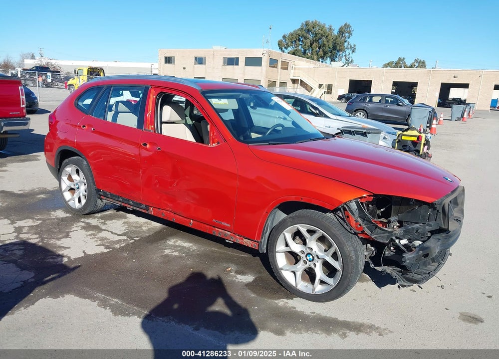 2015 BMW X1 VIN: WBAVL1C54FVY33416