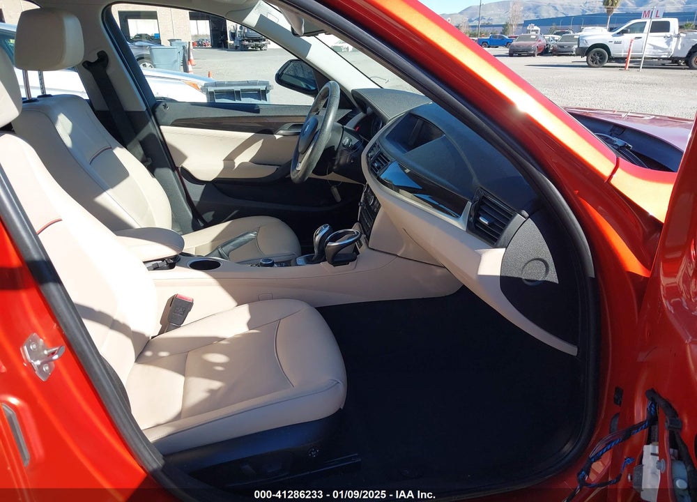 2015 BMW X1 VIN: WBAVL1C54FVY33416