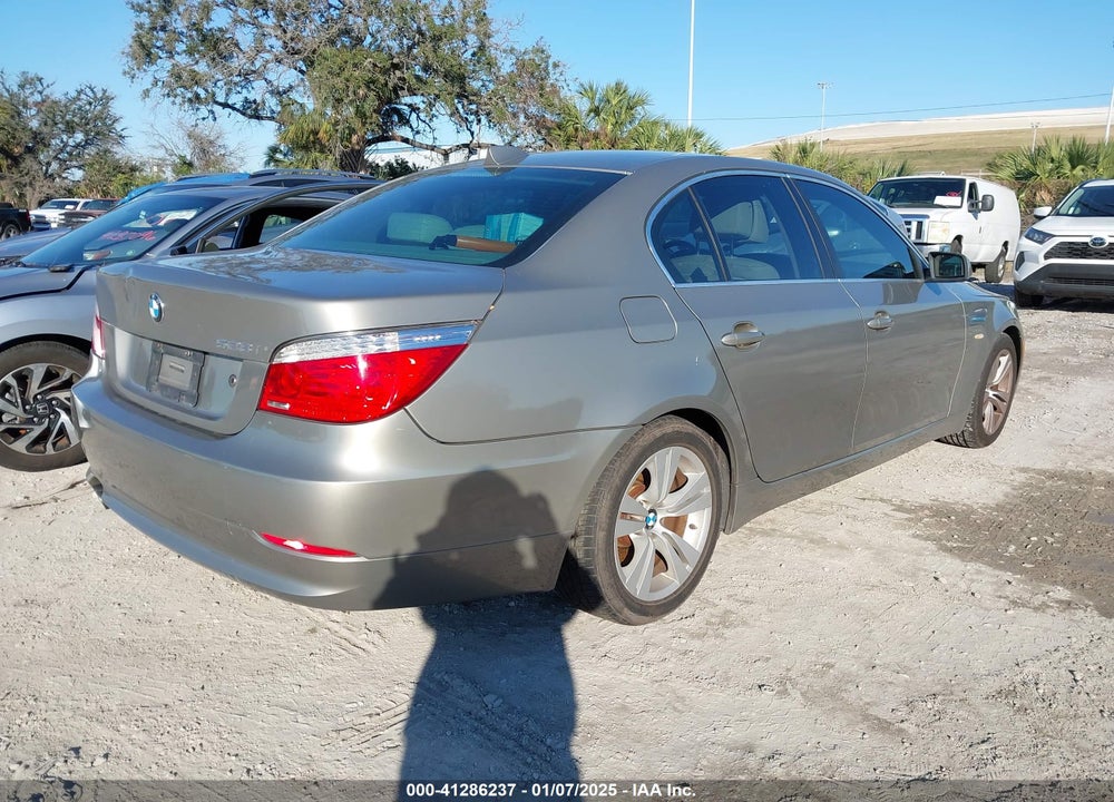 2009 BMW 528I VIN: WBANU53569C122787