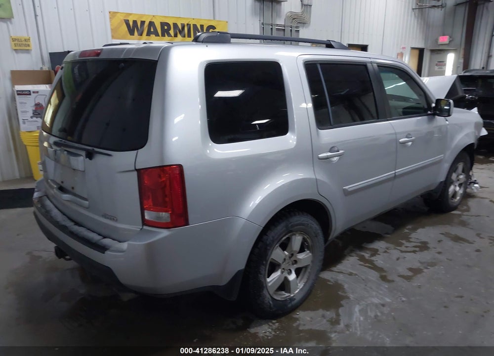 2011 HONDA PILOT EX-L VIN: 5FNYF4H50BB059496